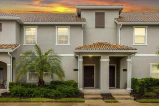 4 Bedroom 3 Bathroom Storey Lake 4821 Ml - 0