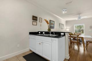 3 Bedrooms 2 Bathrooms Lucaya Village 8-106 - Kissimmee - 3