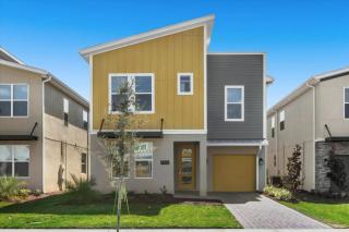 6 Bedroom 5 Bathroom Storey Lake 4366 Rs - 0