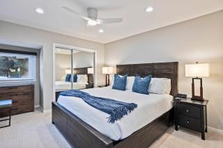 Prime Location, Modern Mountain Charm, Hot Tub, Sleeps 10, Close to Skiing and Dining! - 5