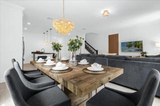 5 Bedrooms 4 Bathrooms Storey Lake 2469Rt - 6