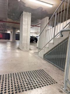 Belconnen Sky Luxe Apartment Free Parking - 8