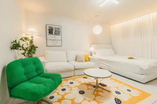 홍대 라라스테이 - 8