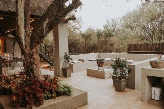 WildlifeEstateVilla-Pool-Boma-Bushlife - 2