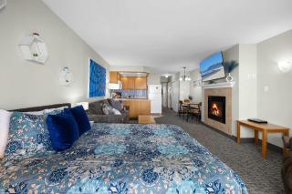 Top Floor Ocean View Suite - Sleeps Six - Pool & Hot Tub Access - 3
