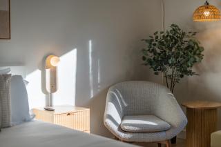 Cozy Creek Den - Studio w Hot Tub and Pool - 7