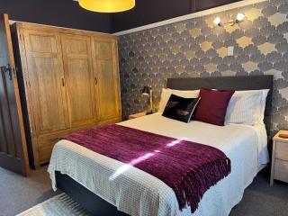 Unique Beachside Home in Eastbourne - 3