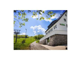 Q-Stall, Apartment 02 - 0