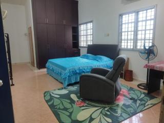 The Scholar's Den Homestay - 8