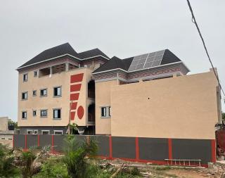 Le11Onze 2-bed 1-bath - Apt 3 - 0