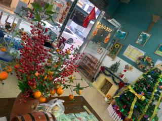 Golden Bell Backpacker Hostel - 3