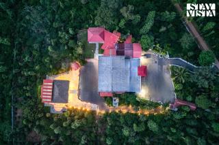 StayVista at Hermitage - Boutique Stay with Views & Wi-Fi - Irpu - 0