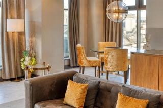 DoubleTree by Hilton Belfast City Ten Square - 3