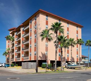 Amazing Bay View, Boat docks, and easy walk to the Beach - 6