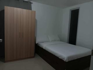 Californian-inspired condo with rooftop swimming pool - 1