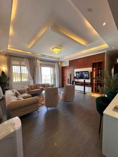 V's lake view Penthouse - 0