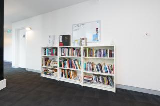 Sunny Retreat with Balcony in Canberra CBD - Hosted by Canstay - 2