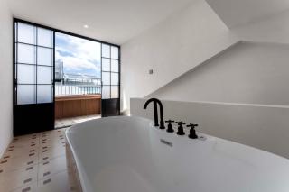 AND·U Designer Homestay (Dukezong Ancient Town Moonlight Square Branch) - 9