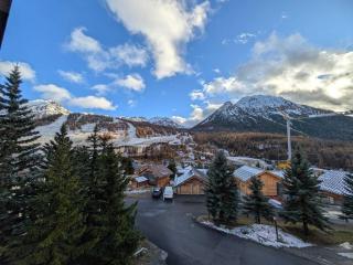 Appartement 4 pers. face aux pistes avec balcon sud, proche ESF - FR-1-445-235 - Montgenèvre - 2