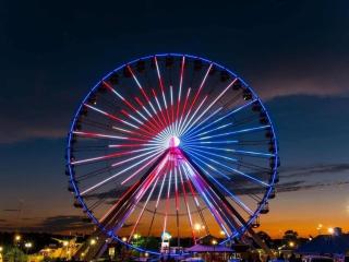 Refreshed! Cozy Condo, Loft King Bed 3 miles to the Strip! - 1