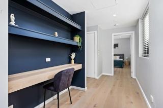 Herald Building Newcastle - Coastal City Retreat - 5