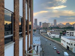 Artisan Lofts Executive Apartment - 1