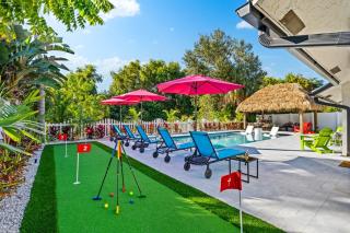 Tiki Hut, Htd Pool, Billiards, Putt-Putt, Canal - 0