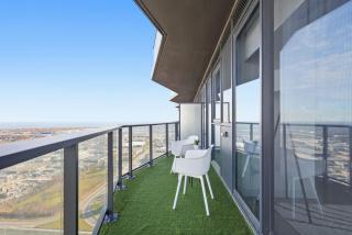 Modern 2BR Oasis with Patio & Parking - 4