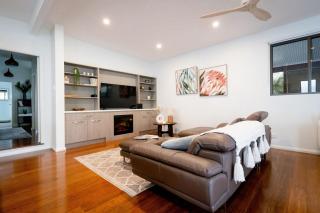 The Emerald Bower - 8