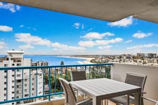 Burgess @ Kings Beach Apartments - 4