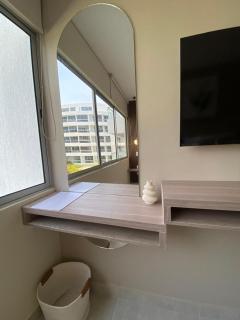 Pool , Private Beach Modern and Serene Apartment - 3