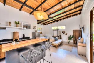 Salt n Pepper - Thyme Villa with shared Pool - Adults Only - 1