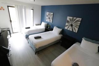 3 beds Apart in Beverly Hills - 0