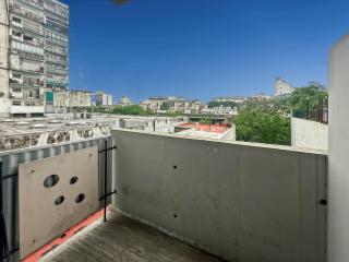 Comfortable Studio with Balcony and Excellent Location - 8