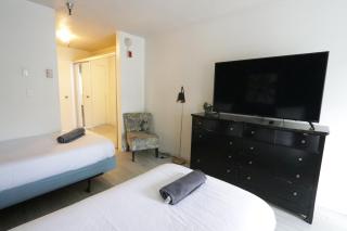 3 beds Apart in Beverly Hills - 8