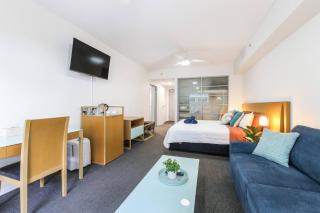 Darwin City Centre Apt Pool & Gym Free parking - 6