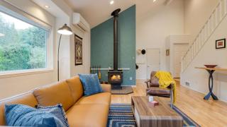 Forest Front Home w Fire Pit Mins to Beaches Wineries Trails Cedarview Retreat by AvantStay - 2