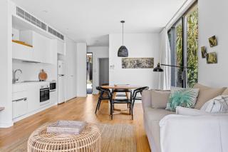 Privately Managed Golf View - Bangalay Villas - 6