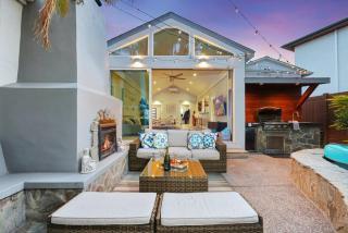 “Backyard Is OMG” Spa Pool BBQ Game Room Views - 5