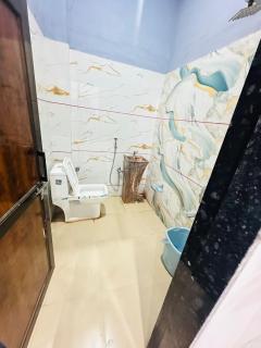 Hotel Shri Shyam And Family Restaurant - 2