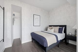 Contemporary 2BR Stay with Private Patio - 7