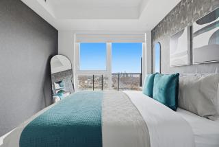 Contemporary 2BR Stay with Private Patio - 2