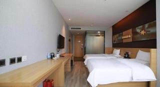 IU Hotel Shijiazhuang Development Zone Tianshanhaijie East 4th Provincial Hospital - 6