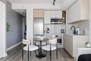 Stylish 2BR Condo with Patio & Free Parking - 8