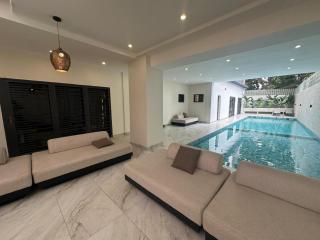 Apartment F3 Amitié - Point E - 1