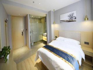 Shell Hotel Shanghai Normal University Hongcao Road Metro Station Guiping Road - 1