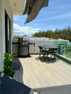 3-Bedroom Sea View Penthouse 4mins Walk to Beach - RC16 - 4