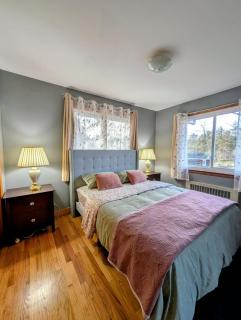 Peaceful Garden-View Room Near Rutgers - 9