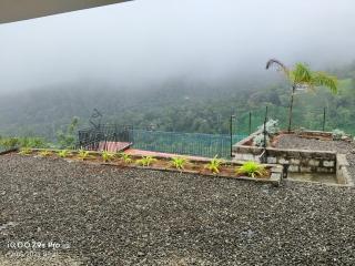 Thazhvaram Pool Villa Idukki Calvary Mount - 4