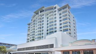 Three-Bedroom Apartment at Marquis - 1